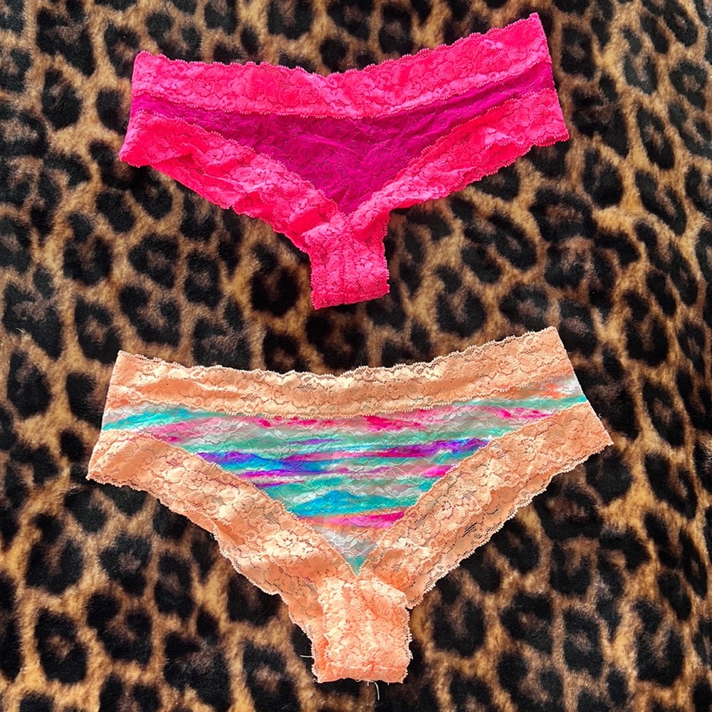 VS PINK panties both size S NWOT